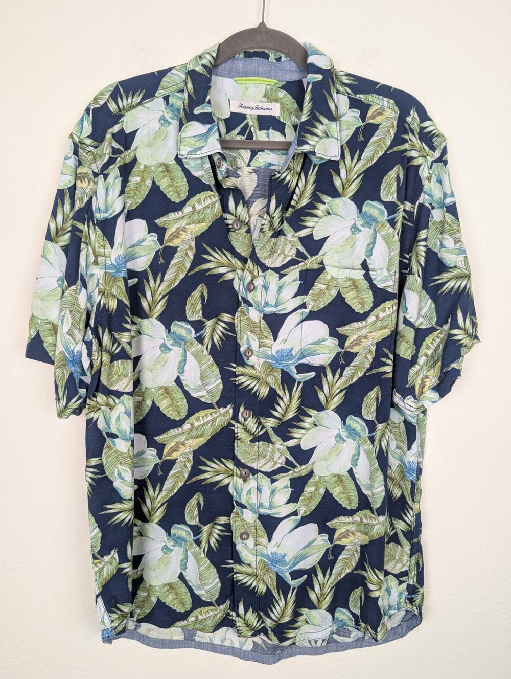 Tommy Bahama Hawaiian Shirt Camp Floral Summer Vacation Resort Blue Green Size L
